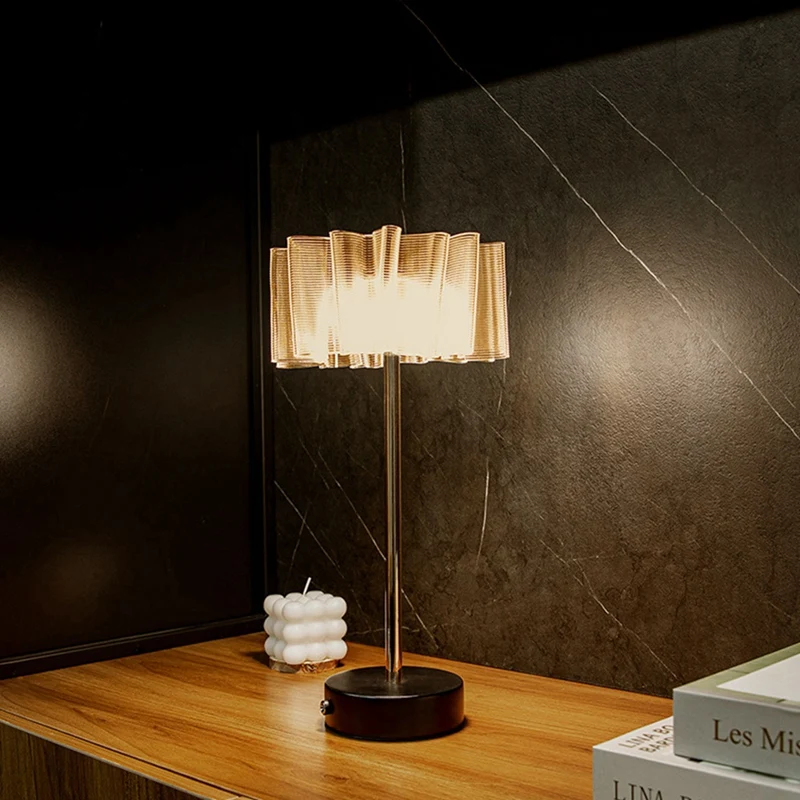 

Pleated Bedside Lamp For Bedroom Lamp Restaurant 3-Level Brightness Atmosphere Decoration