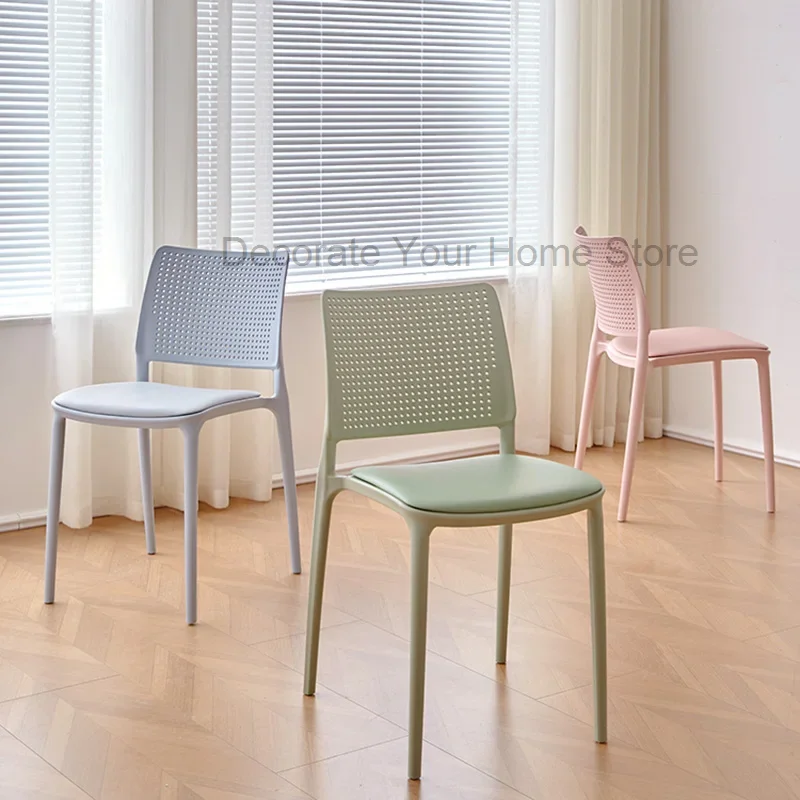 

Modern Luxury Dining Chairs Plastic European Ultralight Kitchen Dining Chairs Upholstered Nordic Silla Comedor Furnitures