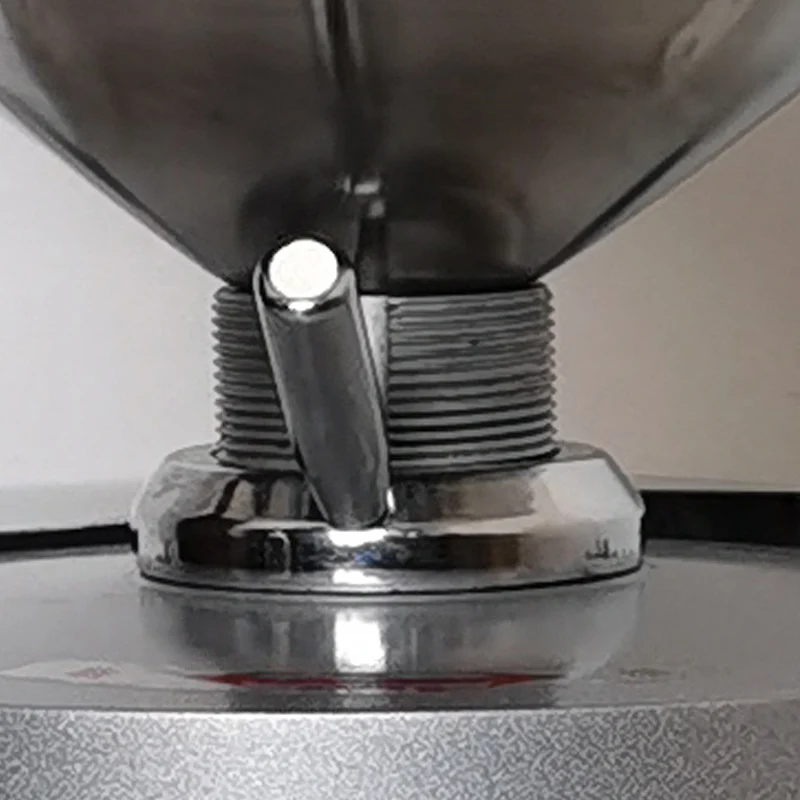 Hot sale Commercial Small Mini Desktop Ice Cream Machine Cone Single Head Soft Ice Cream Machine Gelato Maker