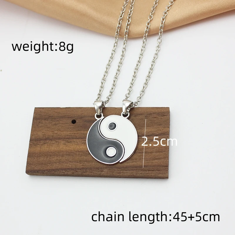 New 2Pcs Tai Chi Yin Yang Eight Trigrams Pendant Necklaces Set for Couple Silver Color Chain Matching Lover Choker Collar Gift