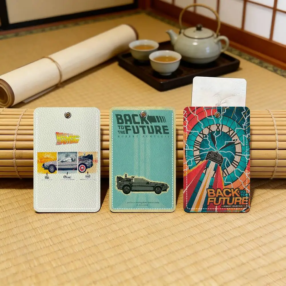 

Модный кожаный картхолдер-брелок по мотивам фильма «Назад в будущее»: прочный держатель для кредитных и проездных карт
