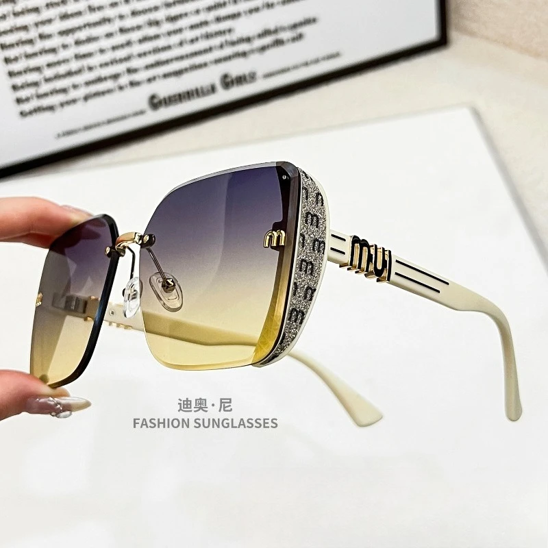 

​​2025 Crystal Acetate Sunglasses, Luxury Polarized UV400 Anti-Glare Lightweight Fashion for Women & Men Driving​​