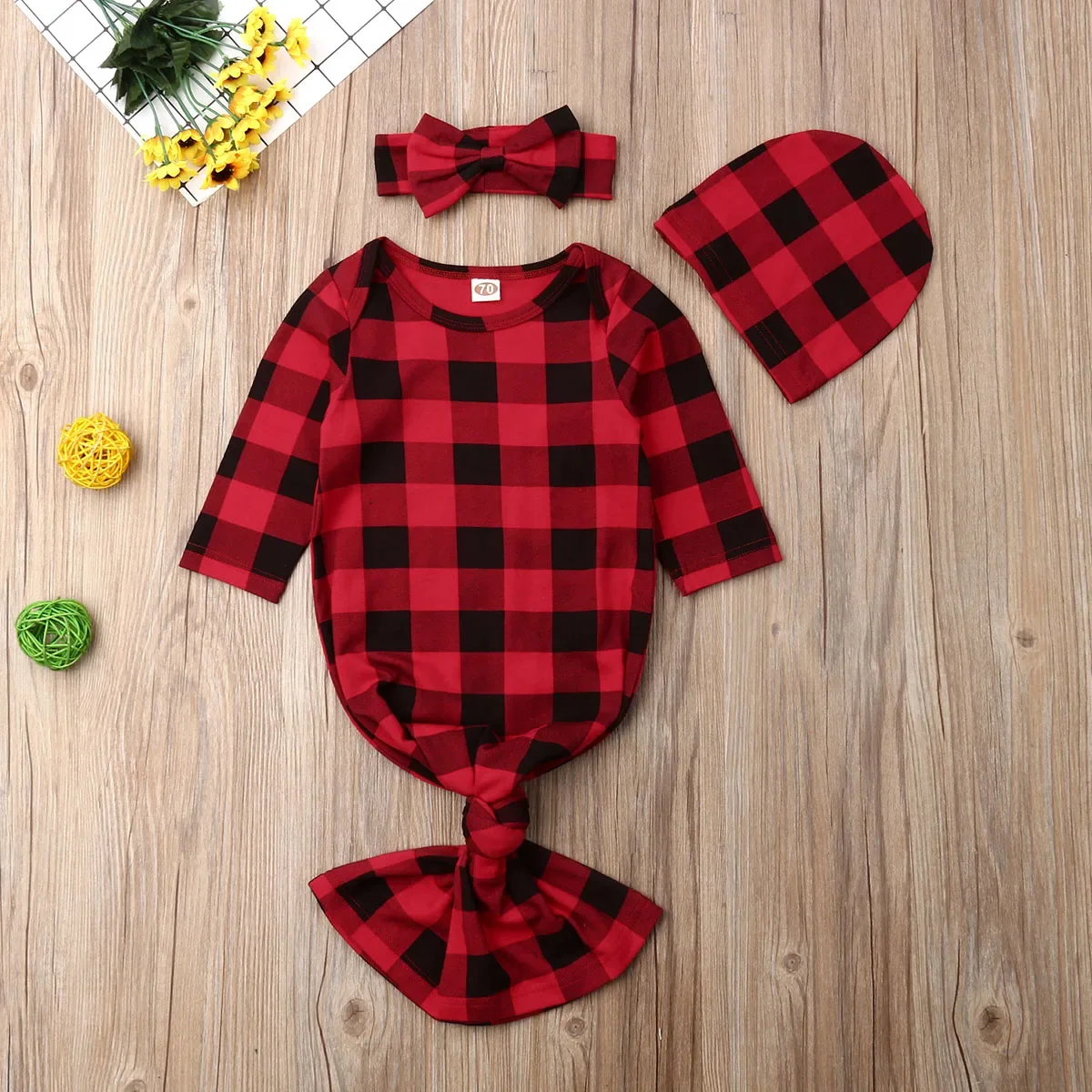 

Baby Sleeping Bag With Bean Hat Headband Long Sleeved Envelope Collar Sleeping Robe With Checkered/Floral Print Elastic Pajamas