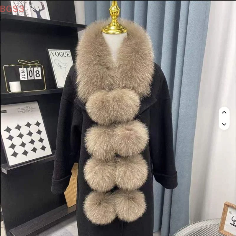 Syal Wanita Serbaguna Magnetik Baru Gaya Korea, Selendang Mewah Ringan dengan Bola Bulu Halus, Penghangat Leher Musim Dingin/Gugur yang Elegan dan Imut