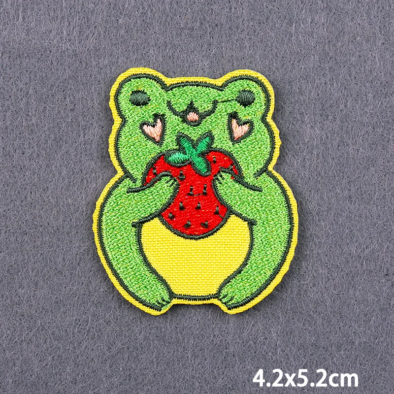 Cute Animals Embroidery Patch On Clothes DIY Astronaut Duck & Exercising Dog Iron On Patches Sewing Magician Frog On Clothes