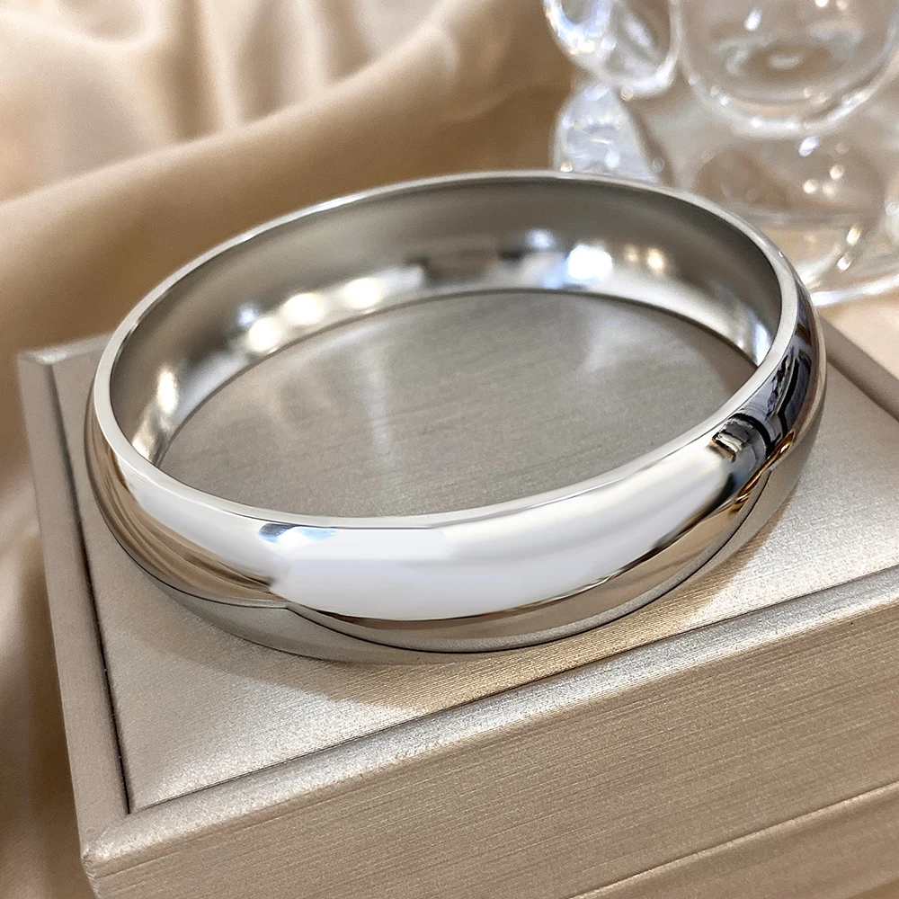 Big Glossy Wide Bracelet Bangle Hypoallergenic 18K Gold Plated Bracelets for Women Stainless Steel Cuff Jewelry Accessories