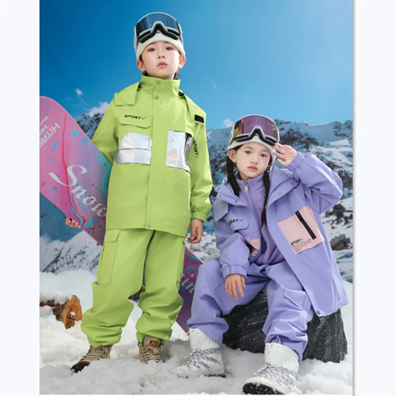Abbigliamento da sci per bambini Vestito da assalto caldo a tre prove per ragazza da ragazzo Studenti Stormsuit Giacca da neve da viaggio all'aperto Pantaloni sportivi