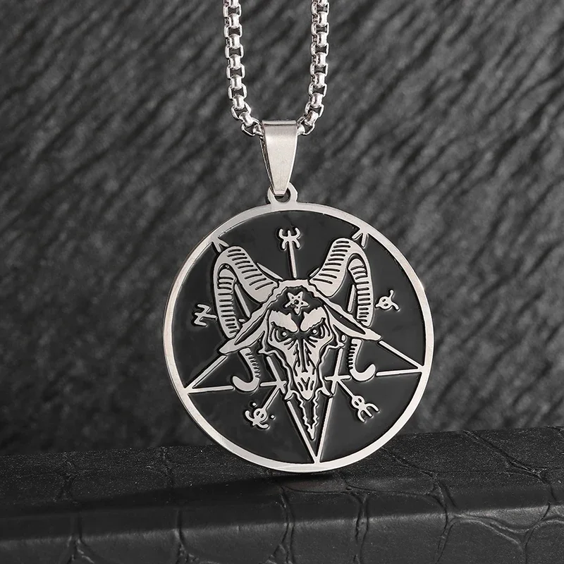 Fashionable Stainless Steel Inverted Five-Pointed Star Sheep Head Medal Pendant Necklace for Men and Women Personalized Jewelry