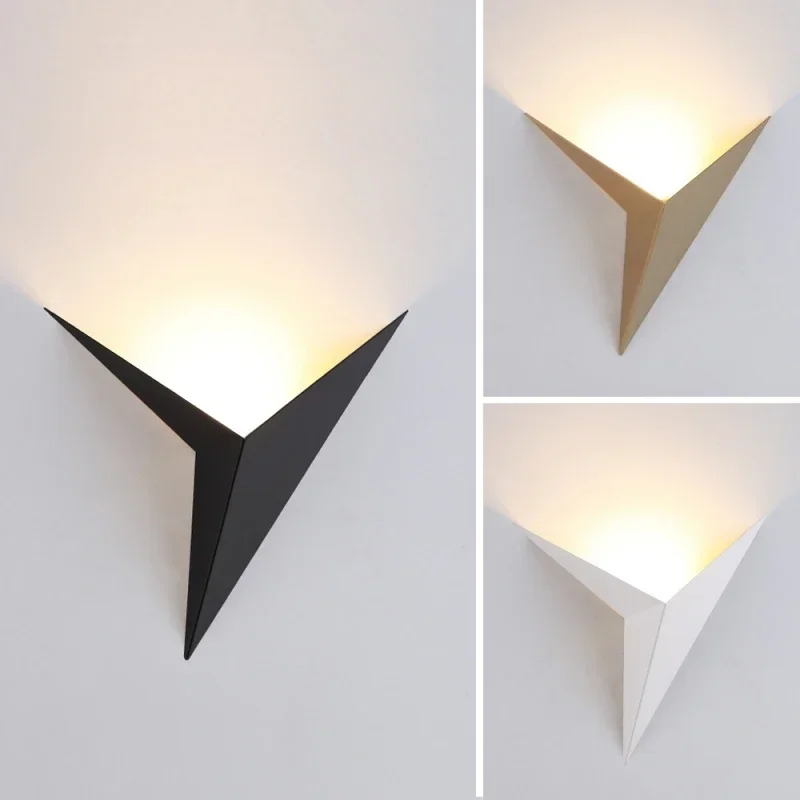Modern Creative Iron Triangle Wall Lamp Study Hotel  Bedside LED  Light Living Room Bedroom Home Interior Decoration Lights
