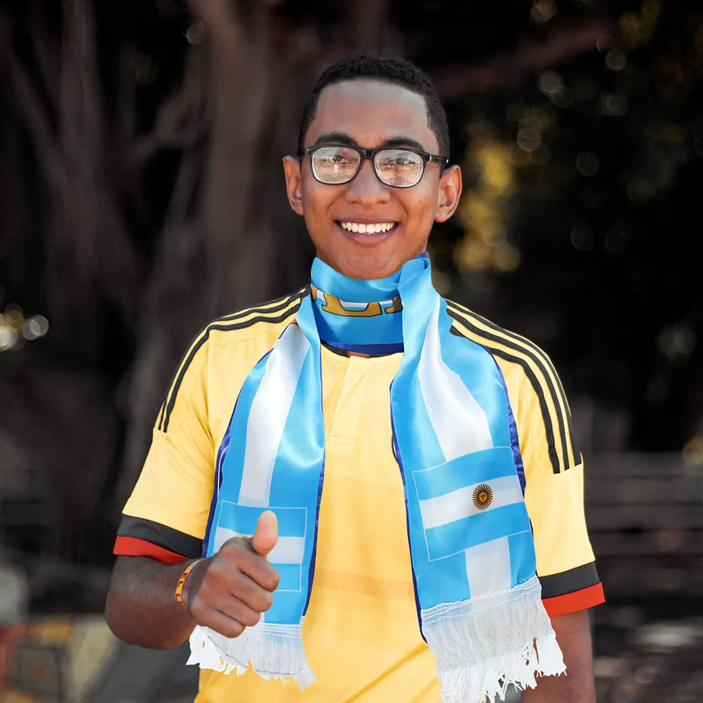 

4 Pcs Fans Scarf Accessory Football Knitted Soccer Display Cheer Supplies