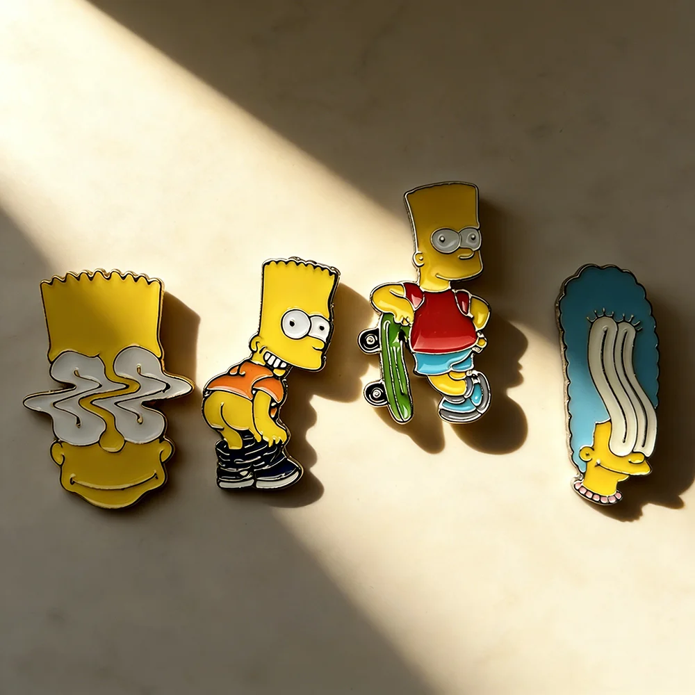 4-teiliges Simpsons Emaille-Pin-Set Lustige Cartoon-Abzeichen Anstecknadeln Schmuck für Kleidung Rucksack Accessoires
