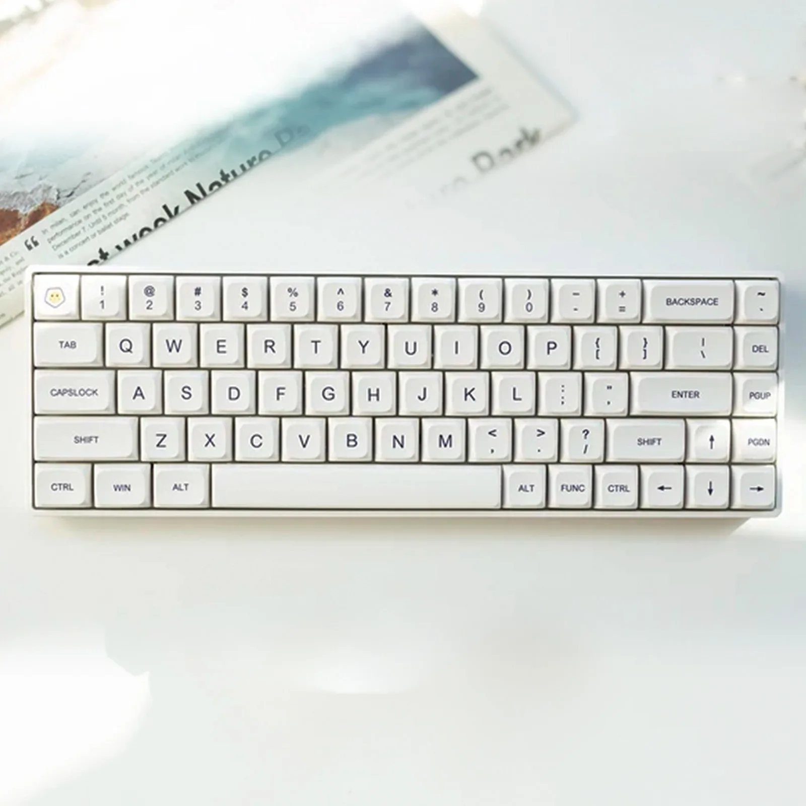 Minimalist White Design XDA Profile Multilingual Dye-Sub Keycaps Universal Compatibility Fit Most Mechanical Keyboard Custom Key