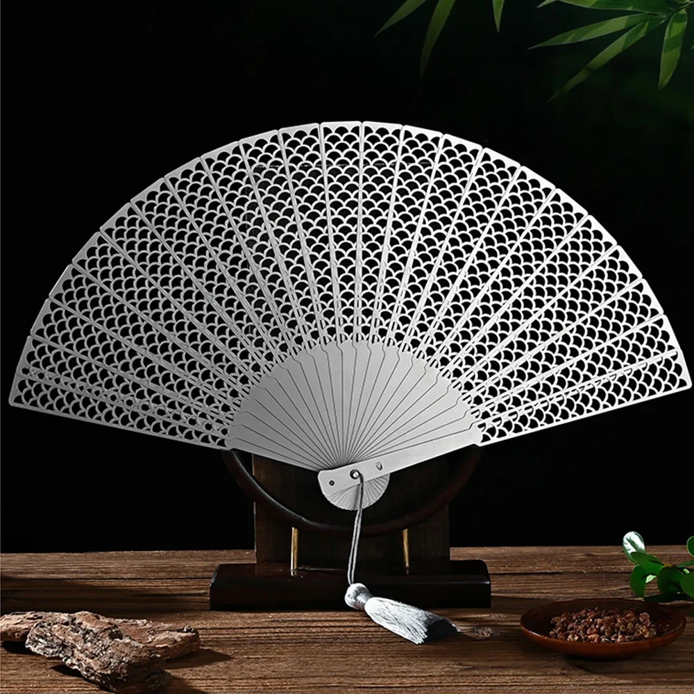 New Chinese Style Fine Steel Ancient Fan Self-Defense Kung Fu Portable Fan Metal Defense Stainless Steel Folding Fan JJ427