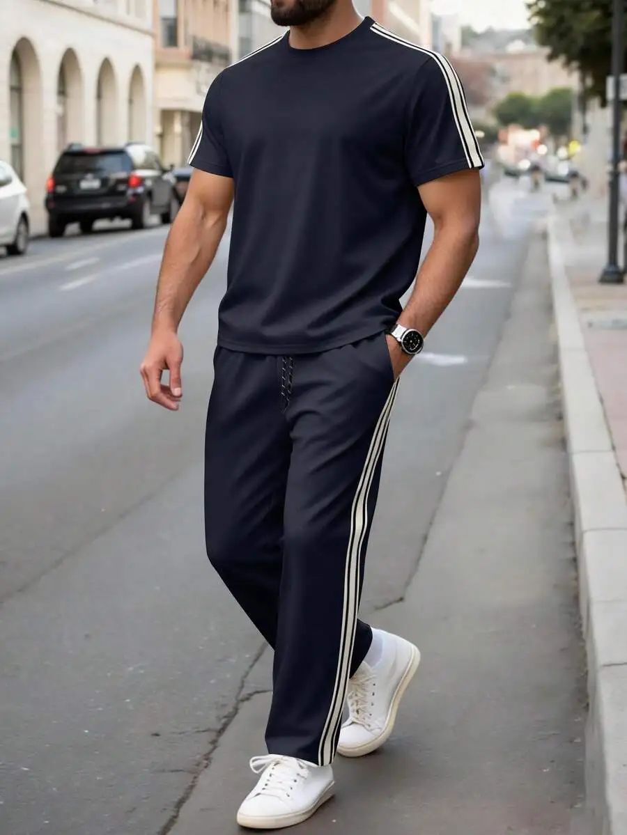 Conjunto Básico Informal para Hombre Kolrap, Camiseta de Manga Corta a Rayas Blancas y Negras + Pantalones Deportivos con Cordón, Conjunto de 2 Piezas, Verano