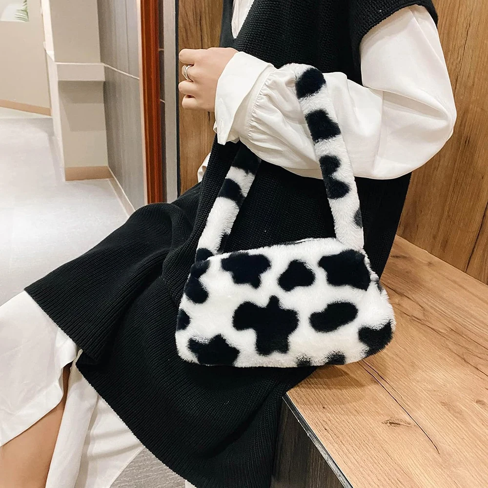 1Pc Fashion Women Cow Print Mini Shoulder Bag Women Winter Plush Armpit Bag Leopard Zebra Pattern Fluffy Tote Bag Small Purse