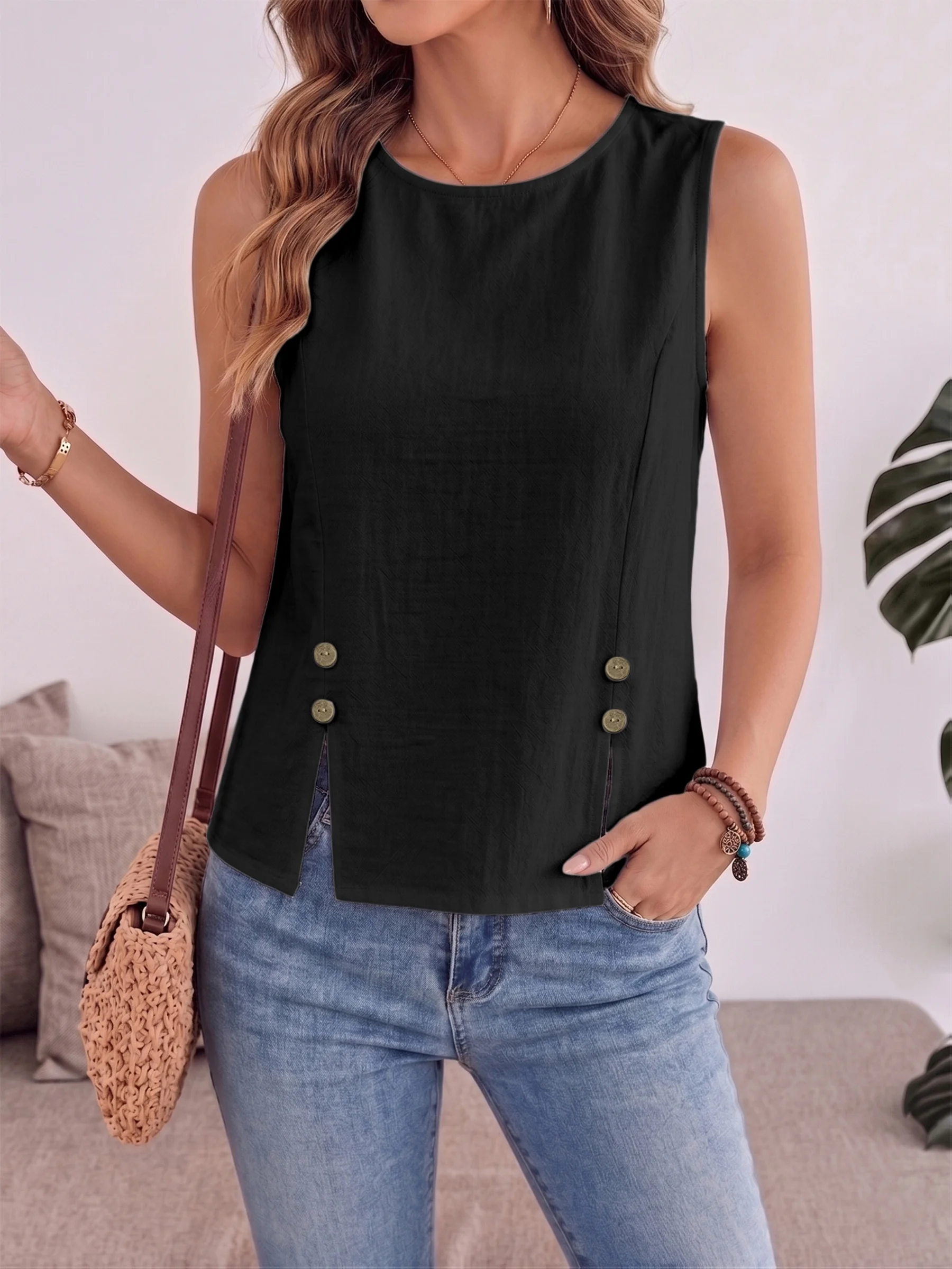 Plus Size Women's Sleeveless Button Detail Top for Effortless Elegance image 2