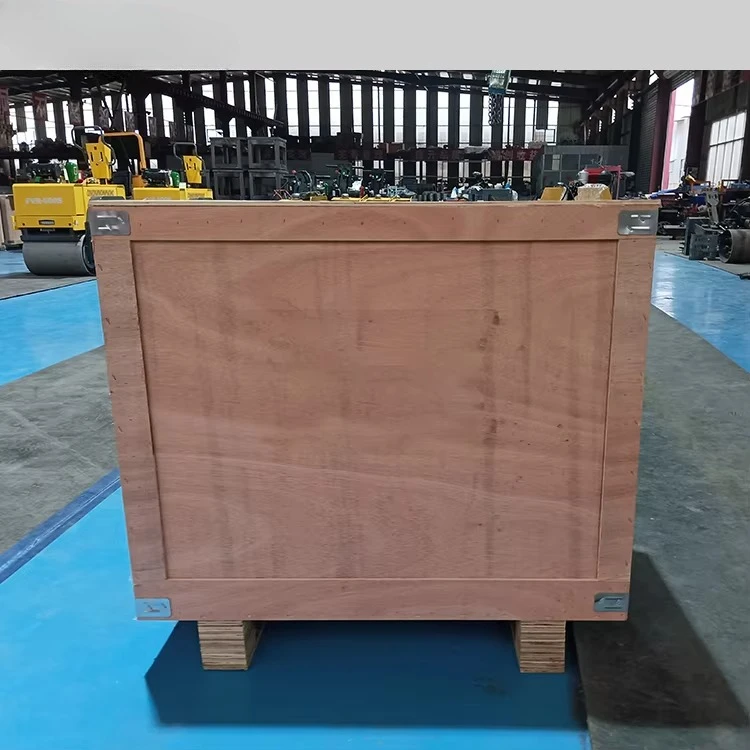 Factory supplied forward and reverse plate compactor equipped with diesel engine