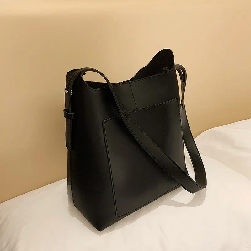 Fall/winter large-capacity handbag new fashion Joker wave Korean retro tote bag ladies shoulder crossbody bag