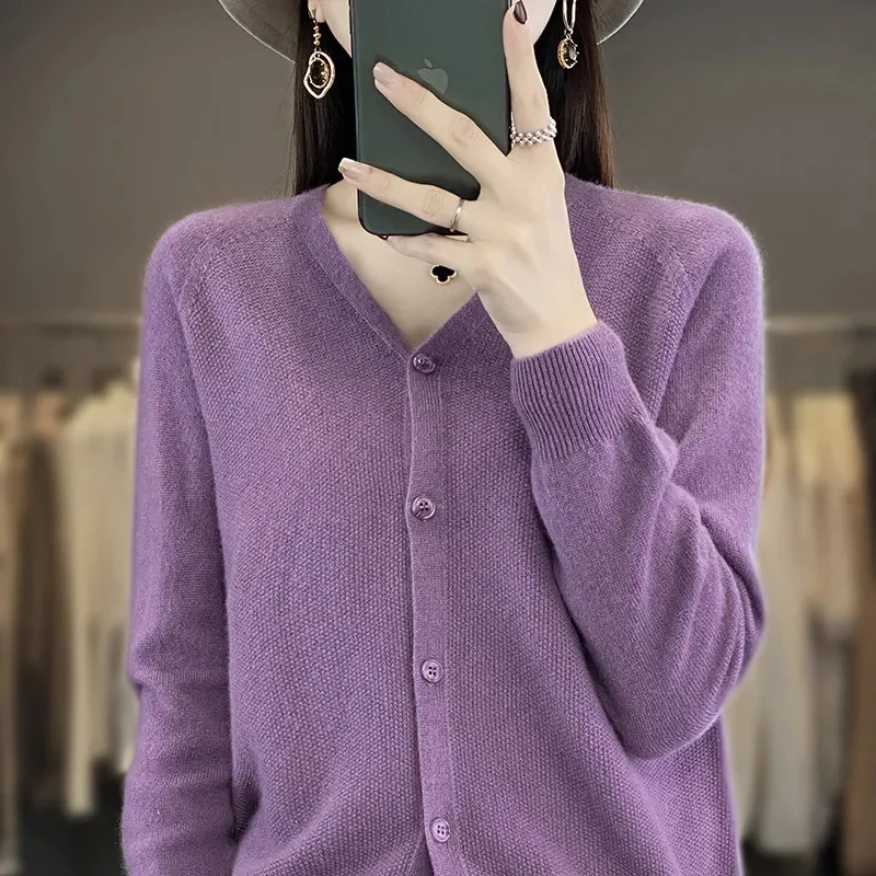 2024 New Winter Women's Sweater V-Neck Small Fragrant Wind Women Loose Sweater Sweater All Sweater Coat Special Offer Cardigan