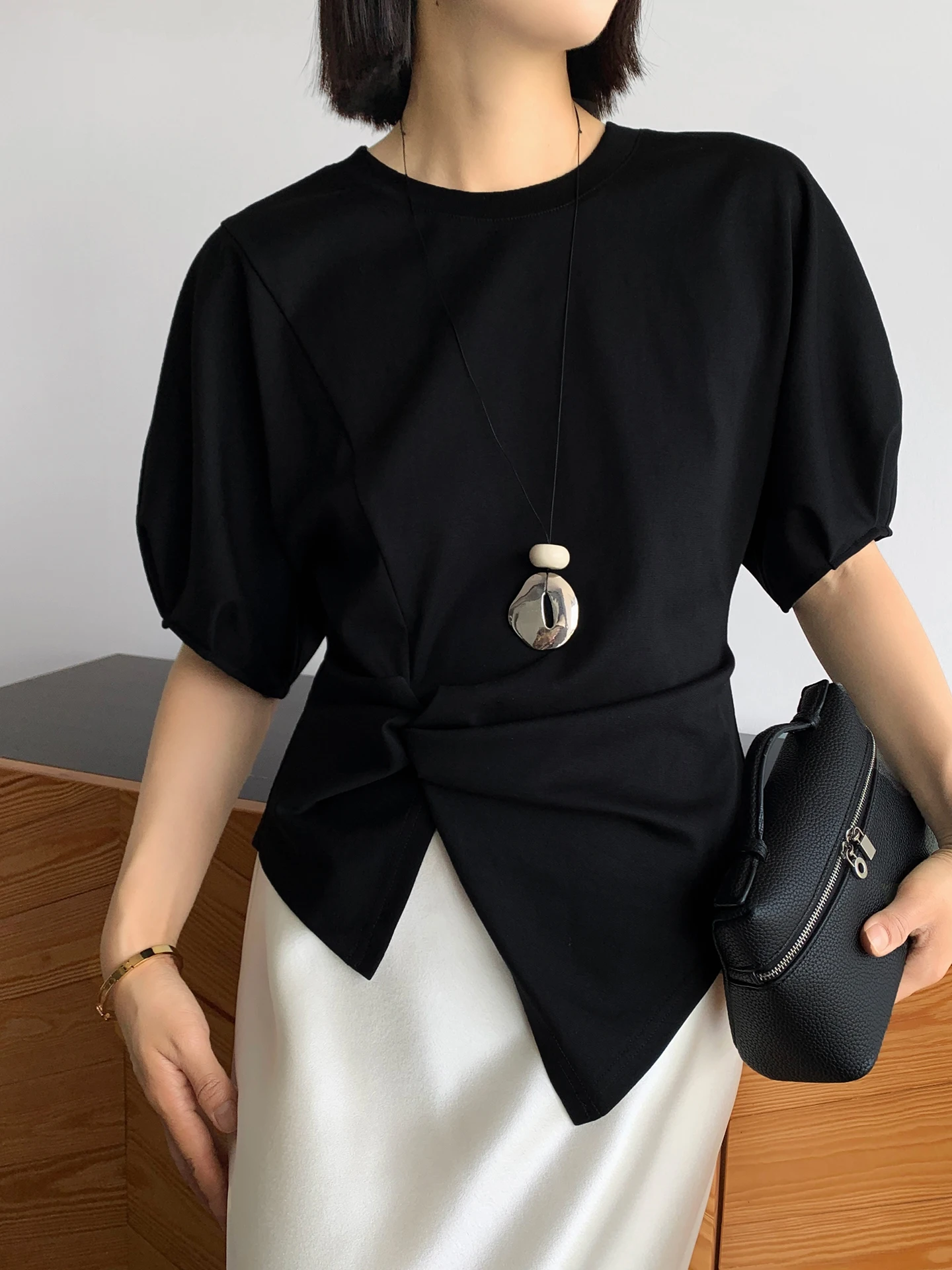 

Lutong Water Soft Cotton Knitted T-irt with Bubble Sves Asymmetrical Waist-Cinching Loose-Fit Summer Commute Sle