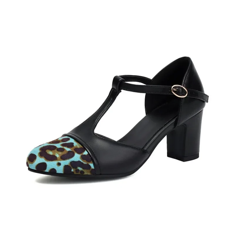 

Pumps women shoes Thick Heel Round toe Leopard pattern Fashion trend color blocking Round toe Retro