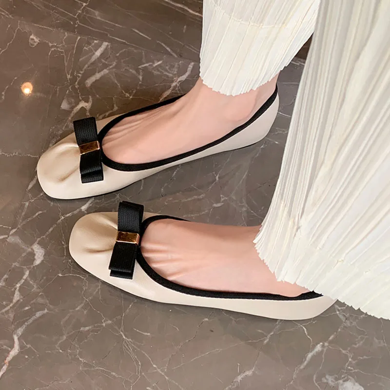 Women Cute Light Weight Black Slip on Flat Shoes Lady Casual Bow Tie Comfortable Shoes Female Cool Spring Summer Shoes Plus size