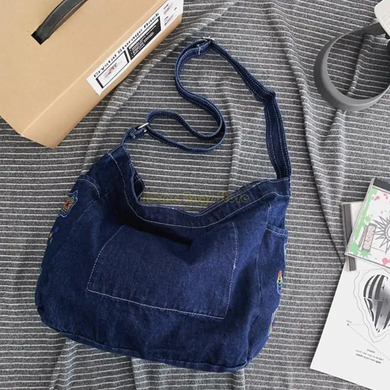 X90D Vintage Shoulder Bag