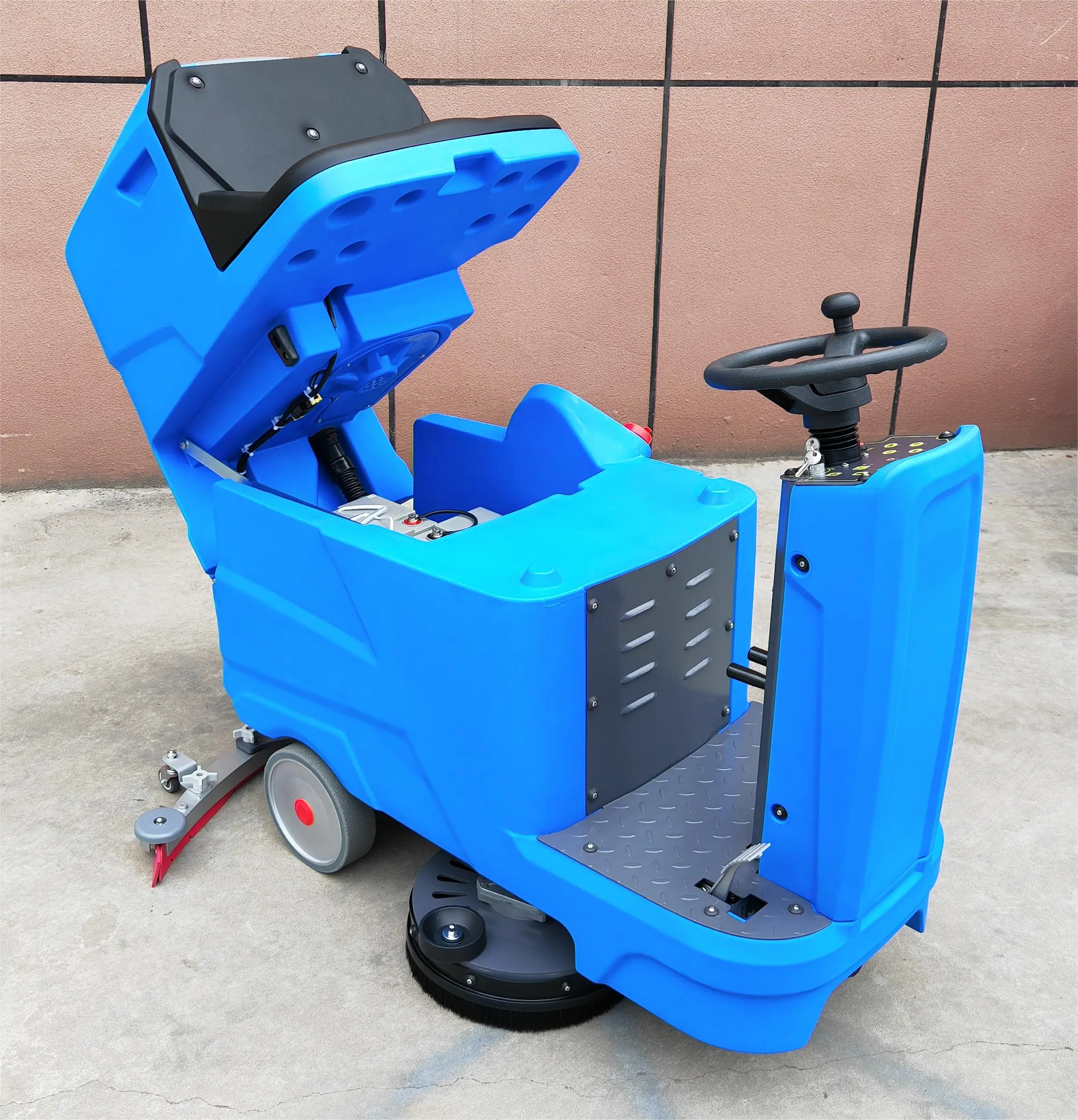 High Output Industrial Commercial Floor Washing Equipment For Large Space Daily Cleansing