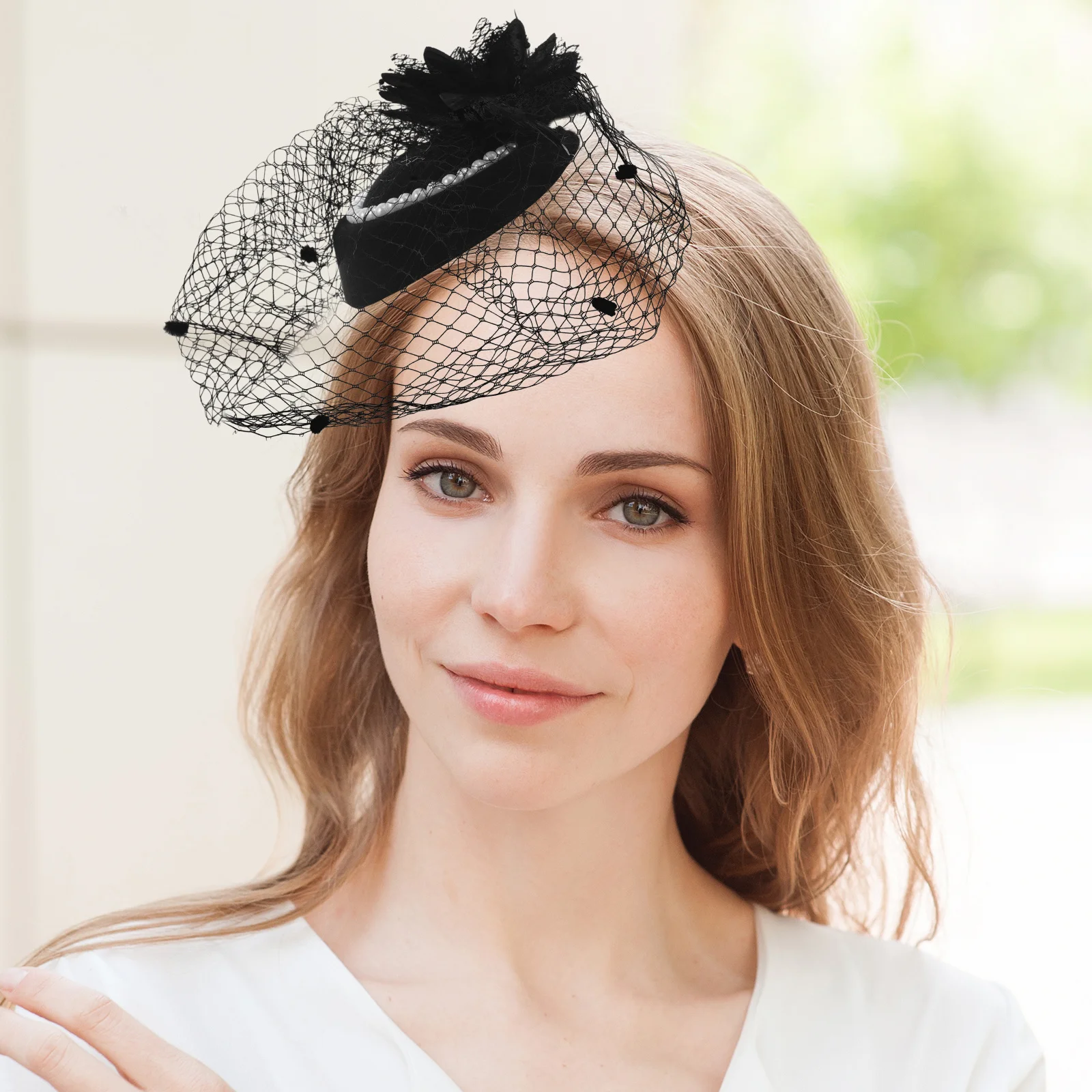 

Vintage Tea Party Hat Veil Mini Black Pearl Headband Fascinator Hat Women's for Weddings Church Vintage Flapper Headpiece