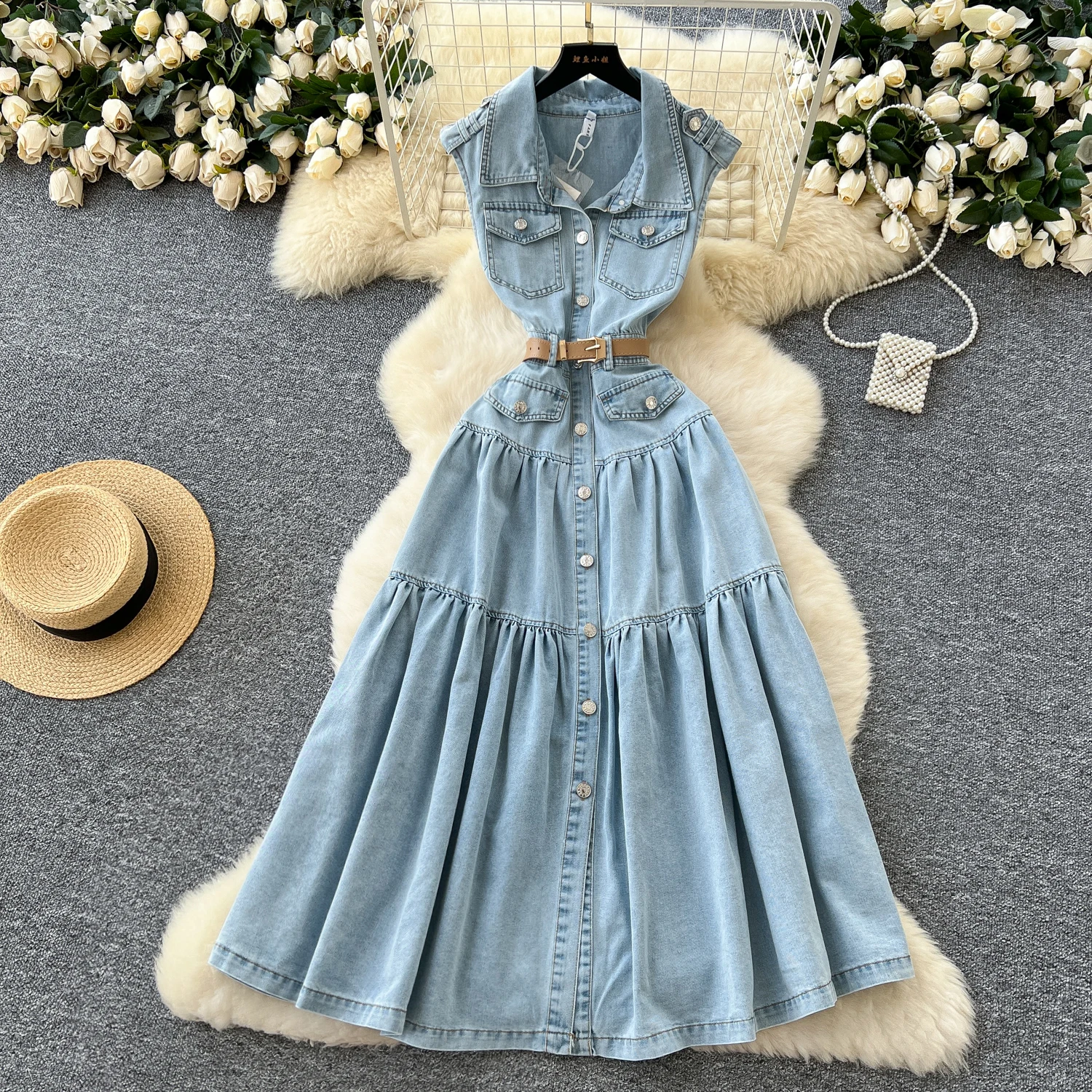 

Fashion Turn Down Collar Sleeveless Denim Dress For Women Spring Summer Metal Buckle Long A-Line Dress High Waist Casual Dress