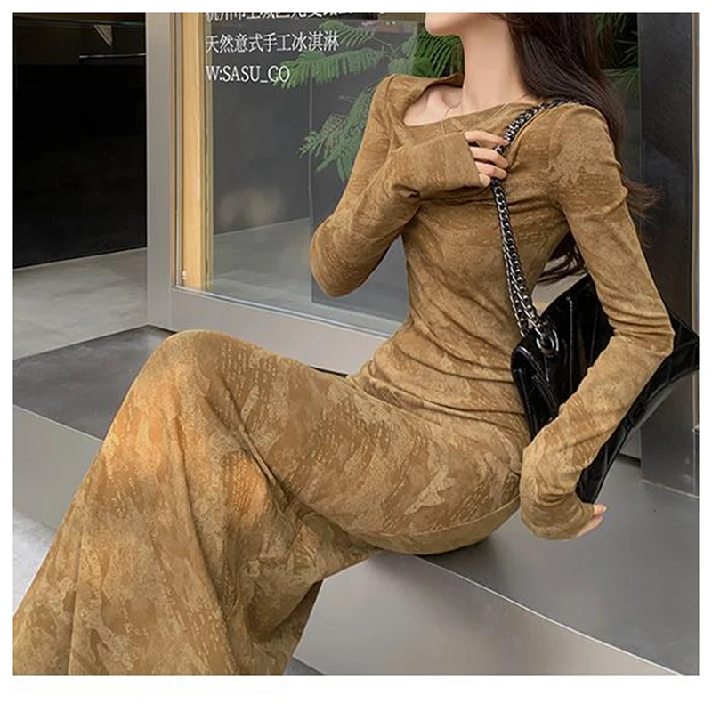 

2024 Spring New Korean Retro socialite sense of luxury, featuring a waist cinching and long sleeved dress for women