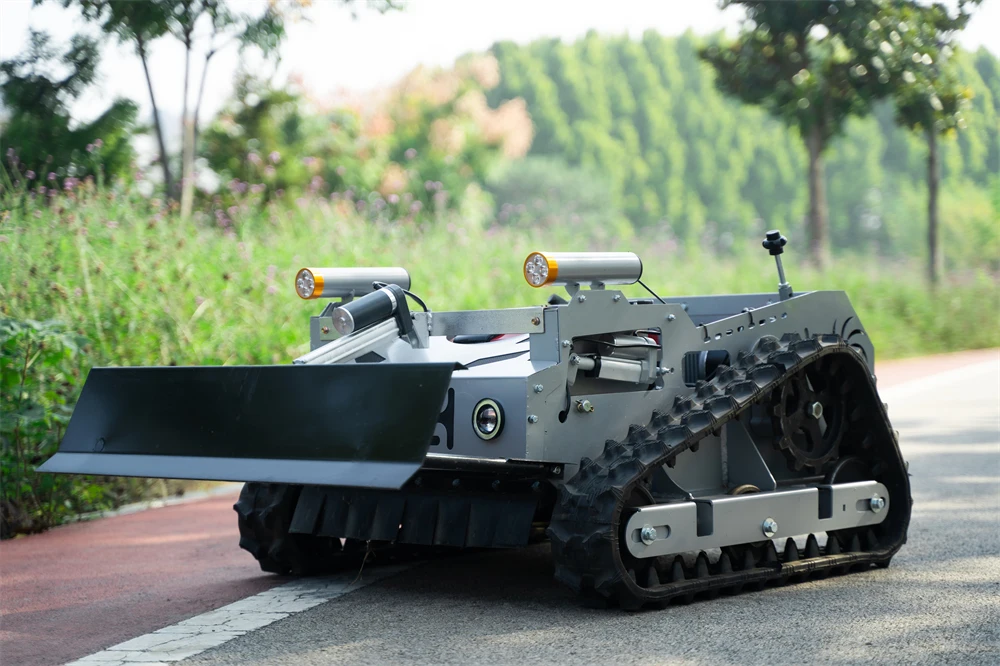 Remote Control Lawn Mower and Lawn Mower for Agriculture