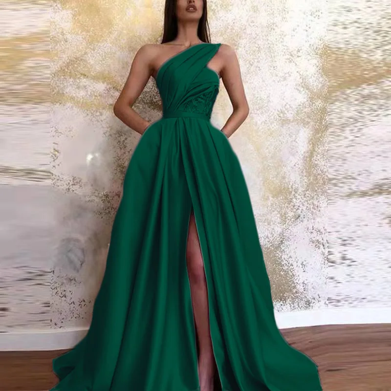 

CloverBridal In Stock Cheap Satin One Shoulder Prom Dresses 2023 robe de soirée Pleated Flowers High Quality Women Gowns WE9492