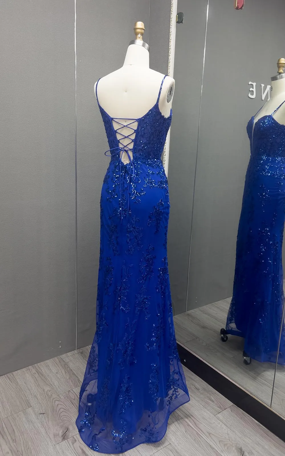 YQLNNE Blue High Slit Long Prom Dresses Spaghetti Sequined Spandex Mermaid Evening Gown Lace-up