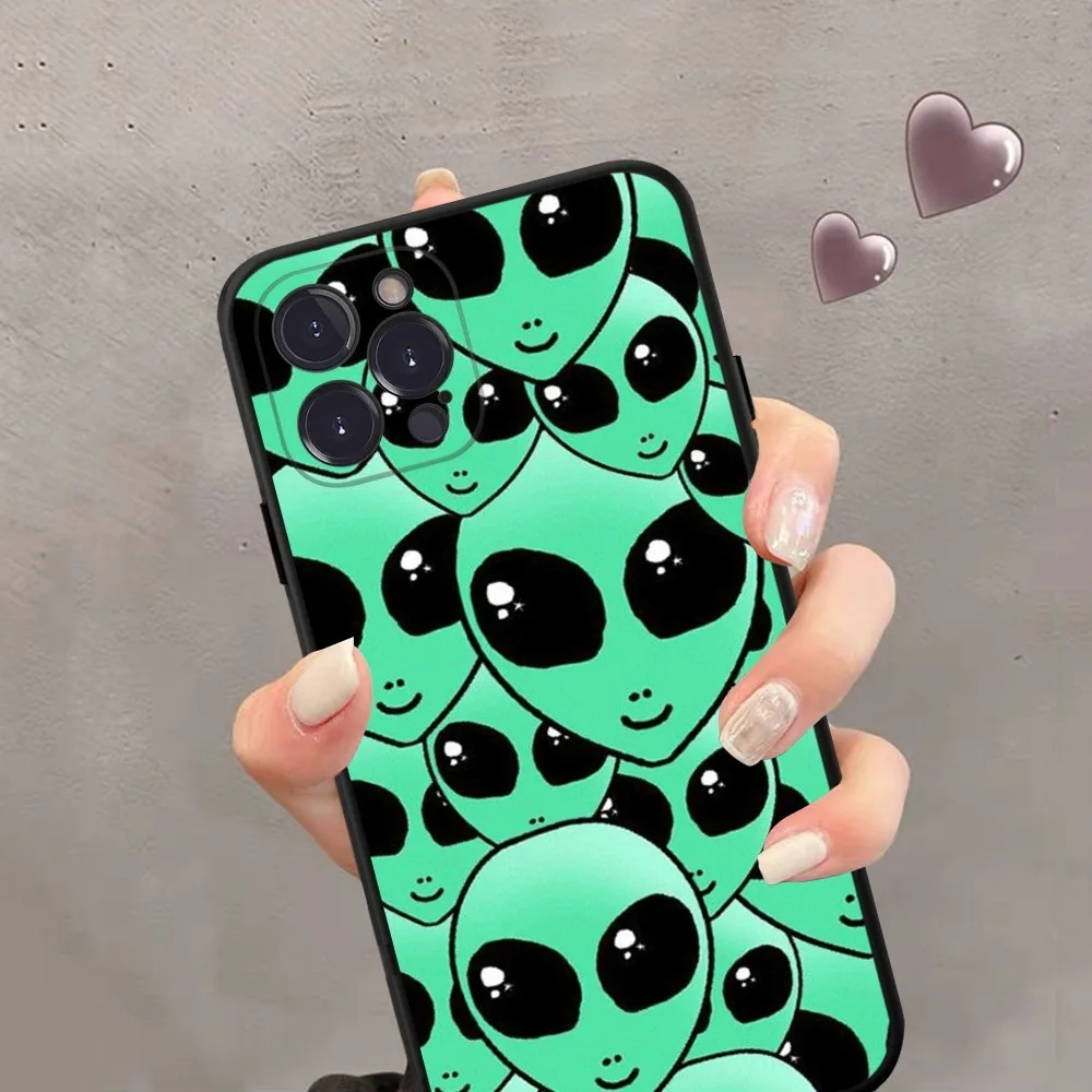 Aesthetics Cute Cartoon alien space Phone Case Silicone Soft For iphone 15 14 13 12 11 Pro Mini XS MAX 8 7 6 Plus X XR Shell