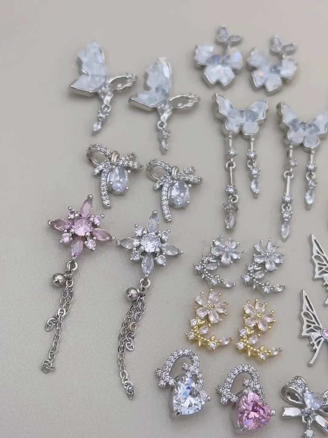 5 PCS Nail Art Jewelry Zircon Butterfly Valley Series Half Butterfly Tassel Love Nail Luxury Jewelry High Color Shining