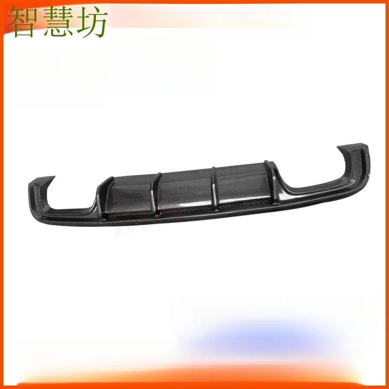 

Suitable for BMW X5M F85 X6M F86 2015-2018 carbon fiber V-style rear lip spoiler