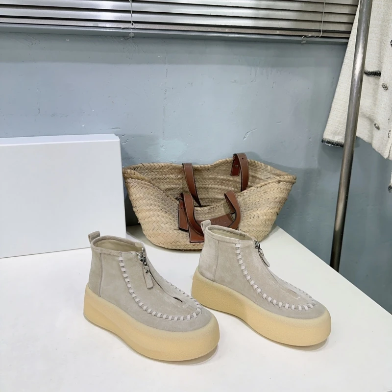The new Yinglun sole thick high top moccasins real leather Boots short women fashion Wild up front zip Boots