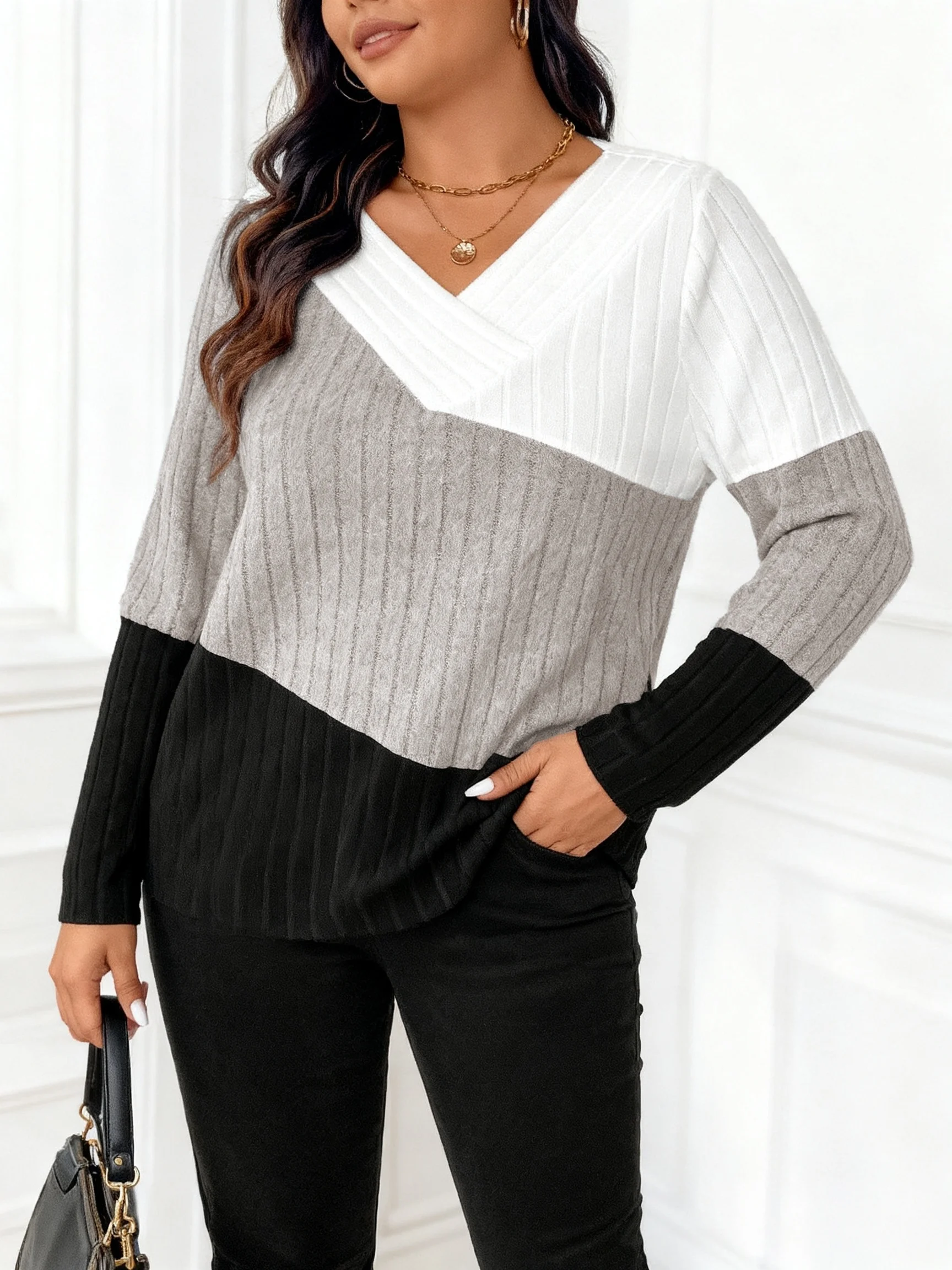 Stilvoller Plus-Size Damen-Pullover mit Farbblock-Design und V-Ausschnitt für gemütlichen Chic – Detail 12