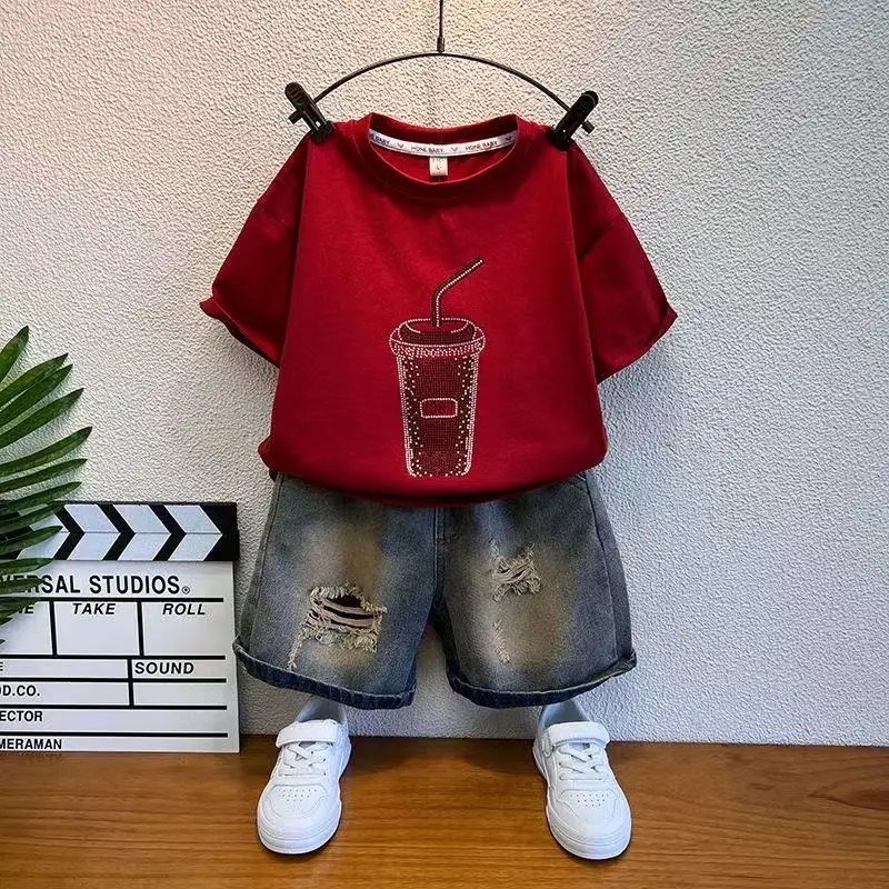 

Boys Summer Short Sleeve Fashion Set Korean Style Top with Casual Shorts Two-Piece Children's Outfit