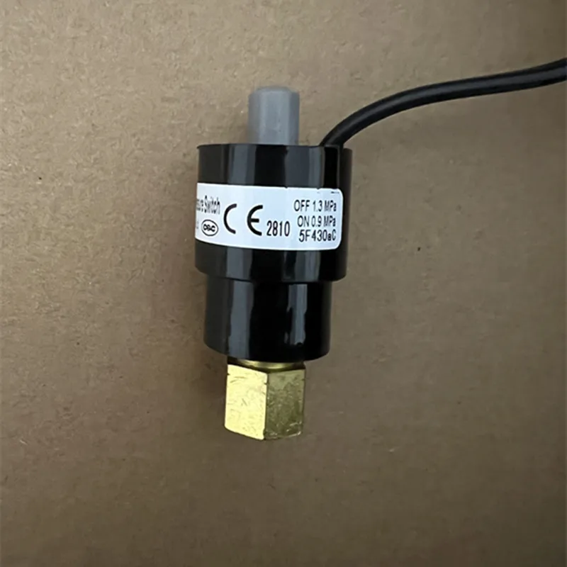 Screw chiller pressure switch H20PSM OFF 1.3 ON 0.9MPa with cable