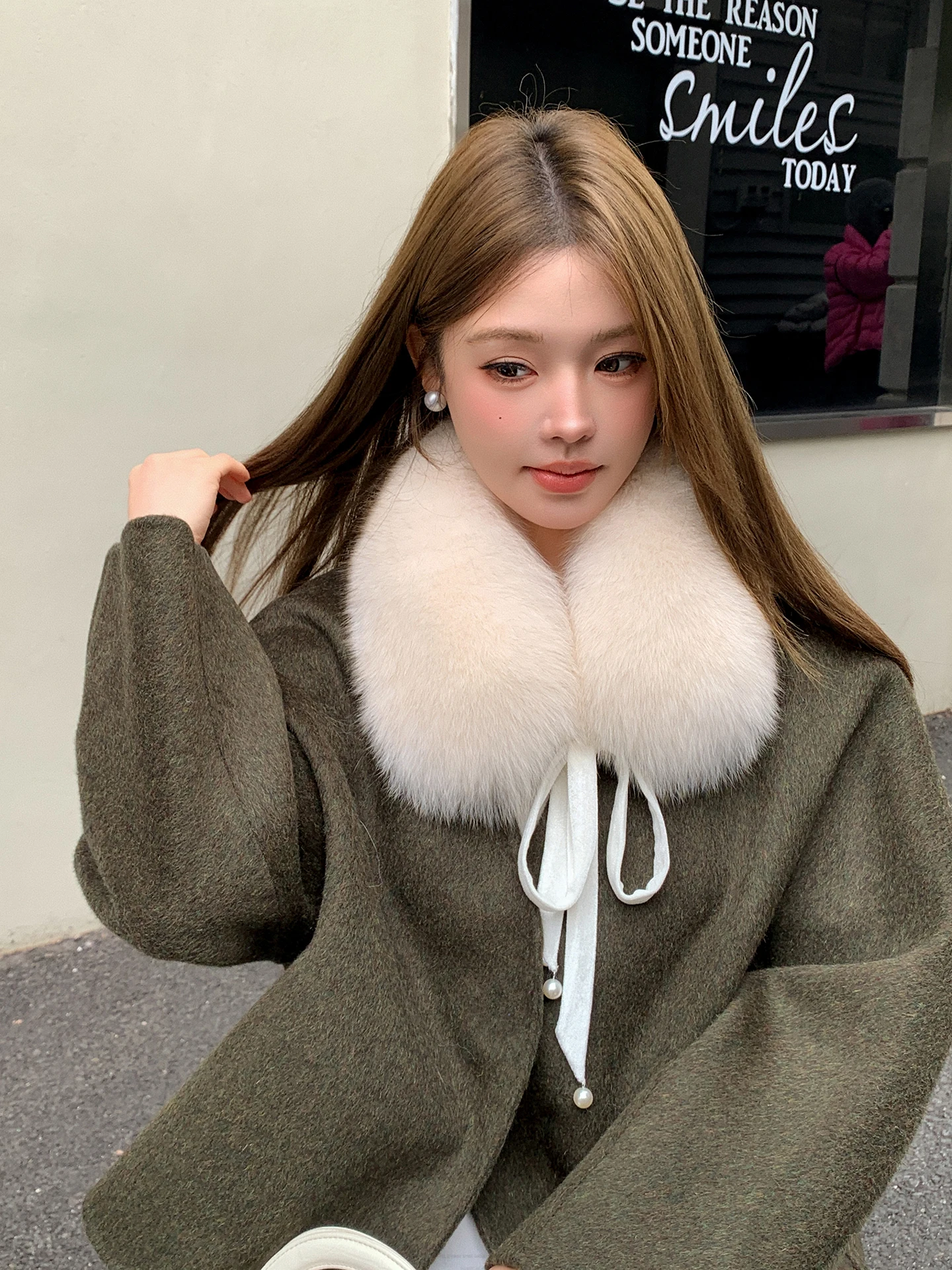 warm-fur-scarf-women's-winter-new-sle-faionable-tassel-design-silk-ribbon-attached-cosy-pelt-collar-ne-warmer