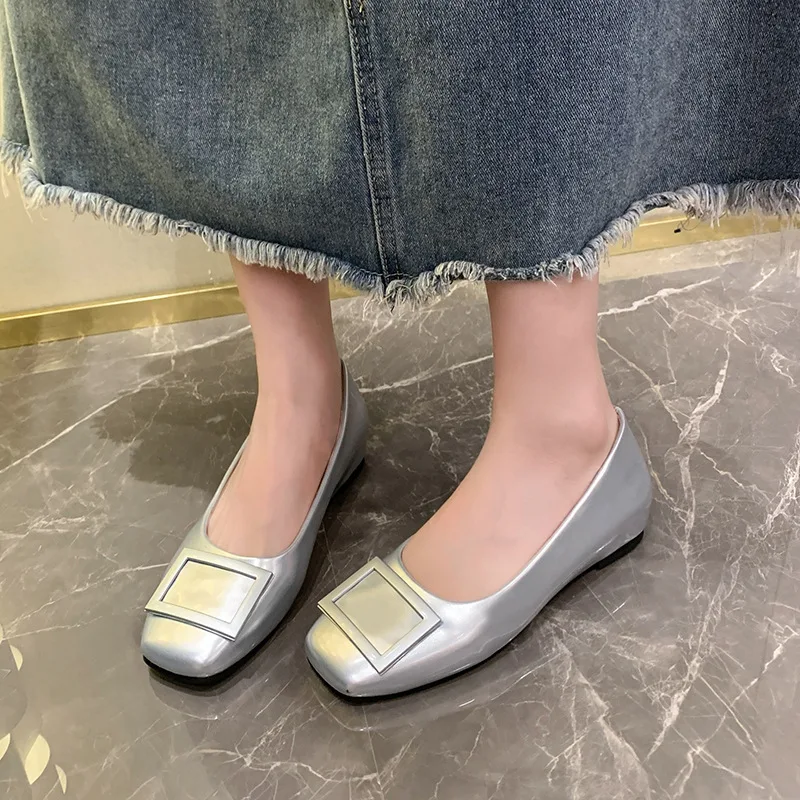 Sepatu Oxfords kasual wanita, Slip on mulut dangkal Slip-On hak rendah jari persegi Moccasin 2024 nyaman Slip on kulit Ringkas