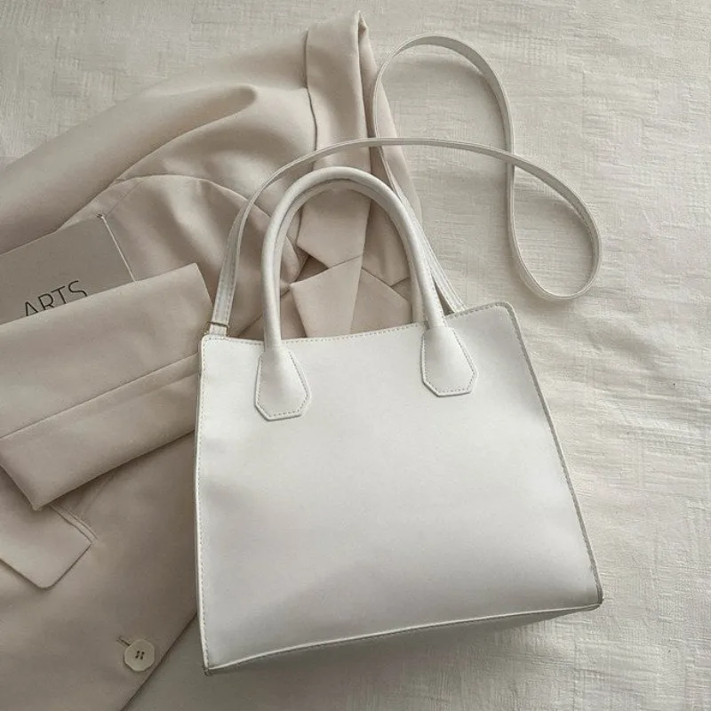 

Popular Women's Leather Shoulder Bag Crossbody Bag Handbag For Ladies, Luxury Brand Elegant Classic Messenger Tote Designer