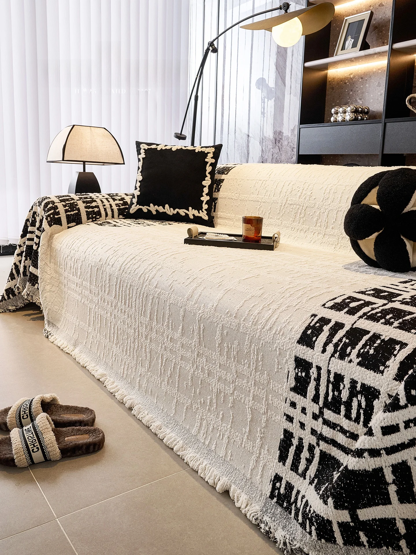 

Современный роскошный плюшевый чехол для дивана, цельный, стильный, для гостиной, теплый, с полосатым узором, универсальный размер