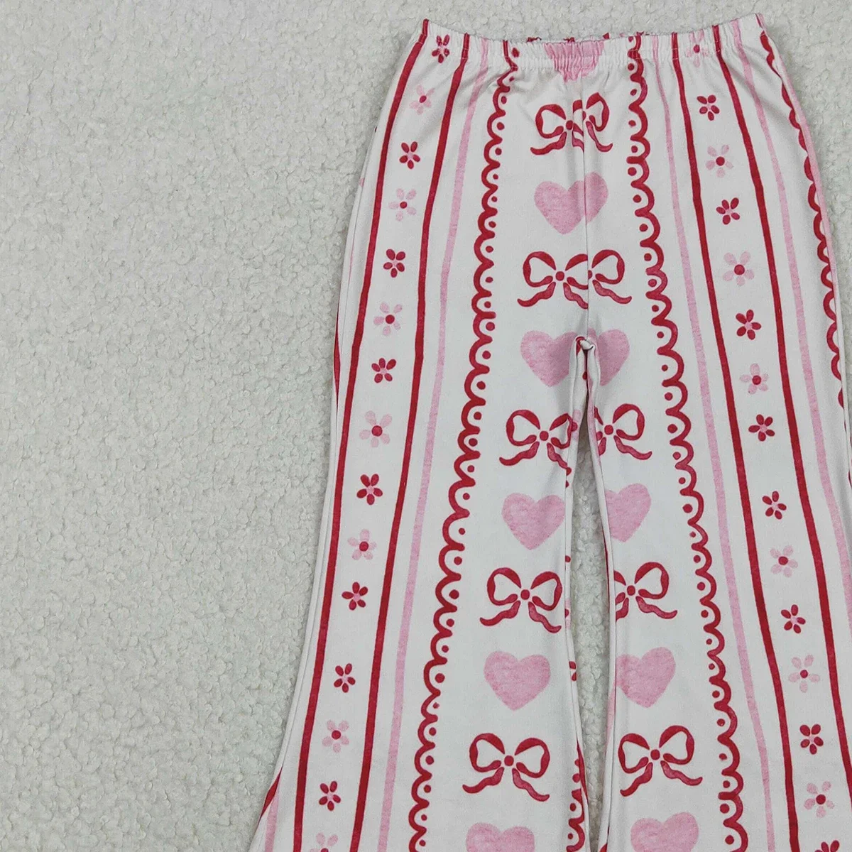 الجملة طفلة الانحناء قلوب الزهور شريط عيد الحب مضيئة السراويل جرس أسفل طفل أزياء الاطفال ملابس الأطفال الناعمة #5