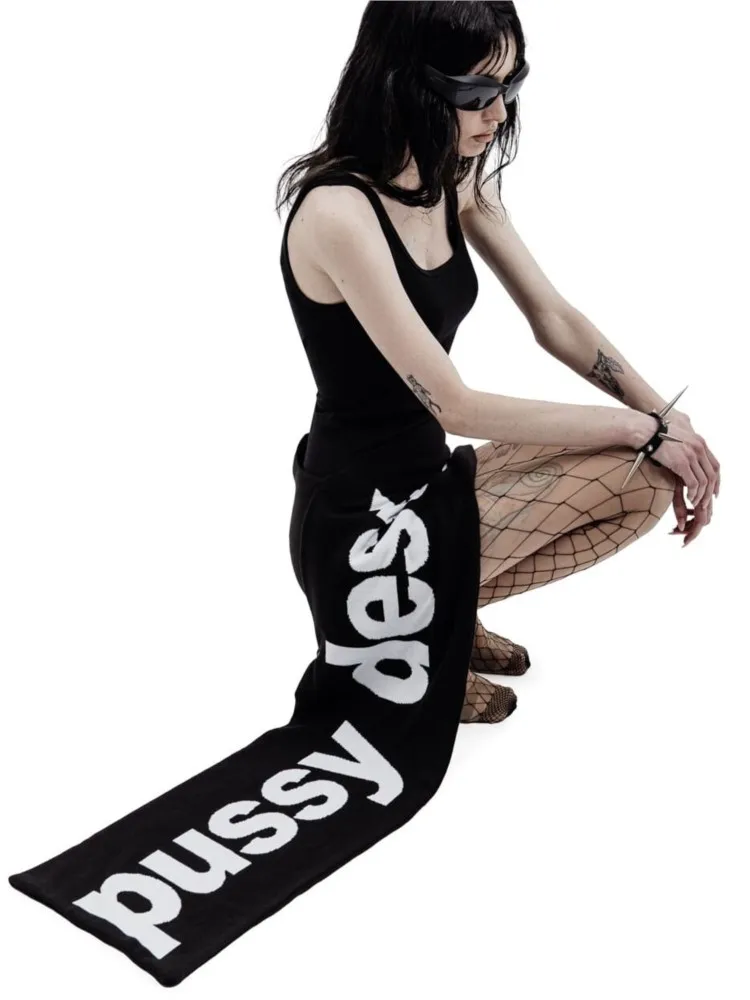 Y2K Harajuku Streetwear Unisex Winter Men Women Knitting Scarf Pussy Destroyer Graphic Hip Hop Warm Shawl Scarve Goth Kpop Scarf