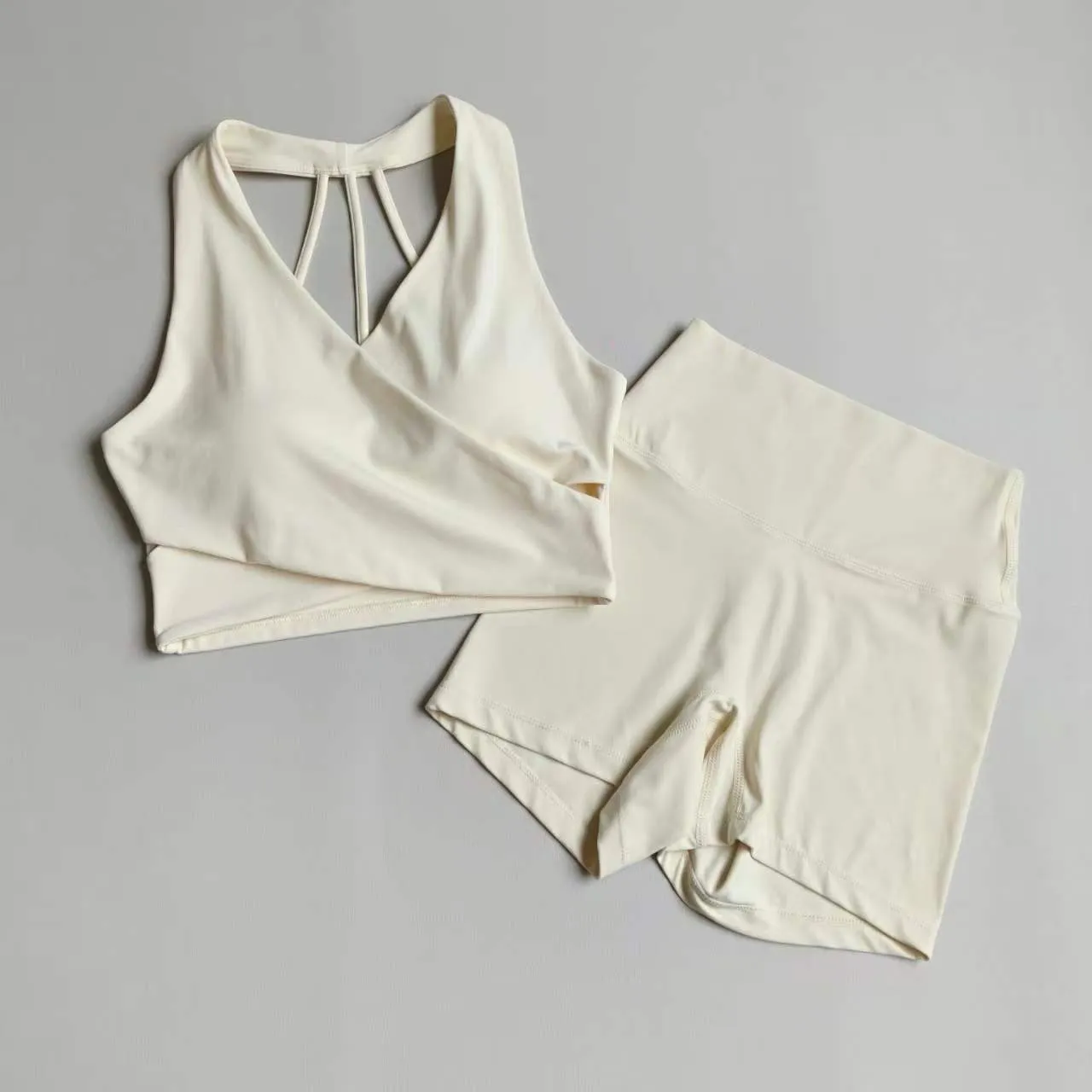 Damen-Yoga-Anzug, High-Waist-Shorts-Set, Sport-BH, Hüftstraffende Fitness-Sportshorts für Aktivbekleidung, Gym-Set, Pilates-Kleidung – Detail 12