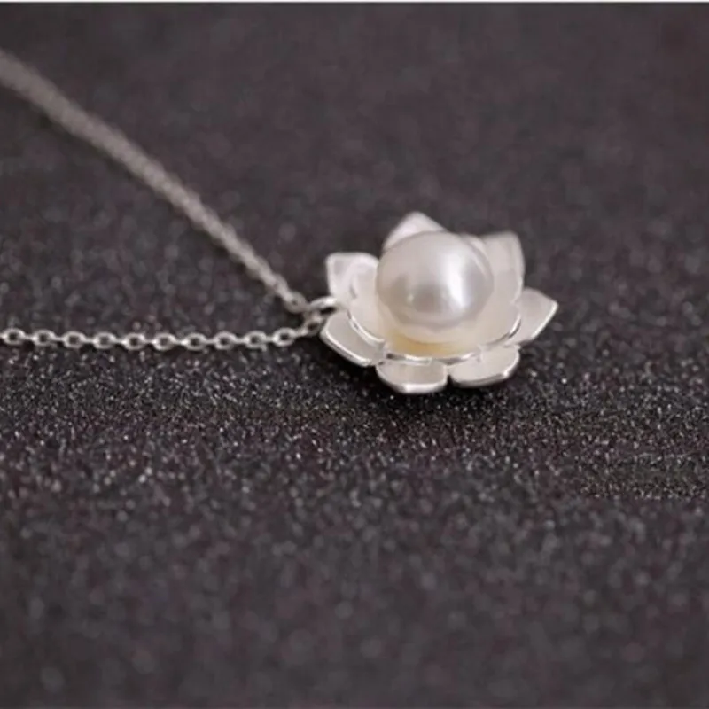 New Fashion 925 Sterling Silver Jewelry Female National White Lotus Shell Beads Pearl Flowers Pendant Necklaces  XL132