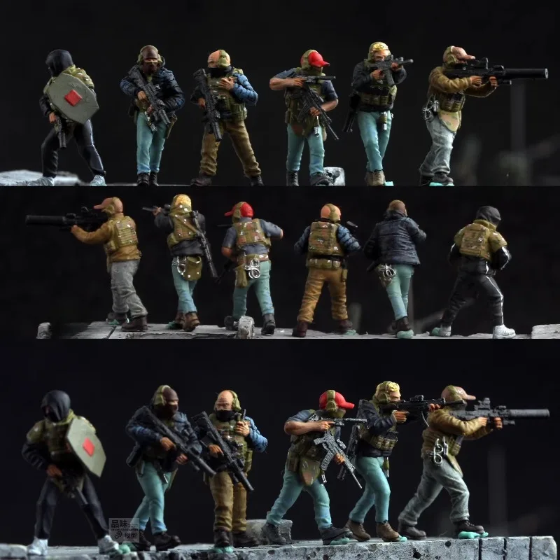 

Resin 1/72 Scale Russian Soldier Model Six Soldier Survey Team Model for Action Figures Scene Ornaments